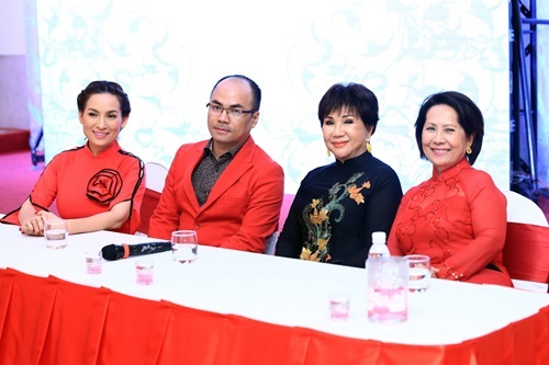 Danh ca Lệ Thu, Phương Dung làm giám khảo Solo cùng Bolero